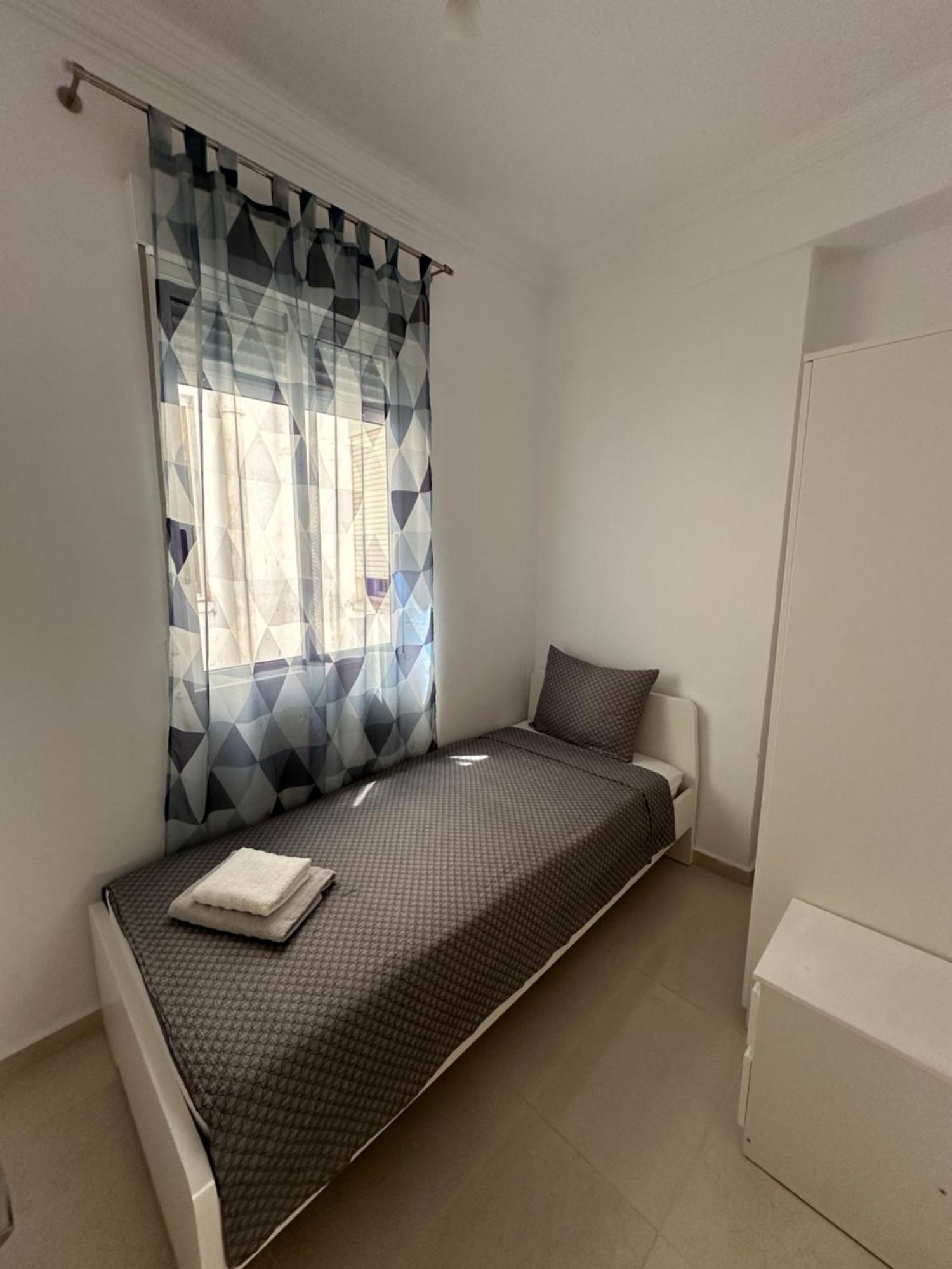 Modern And Bright 5 Bedroom Apartment Del Prado Gandie Extérieur photo