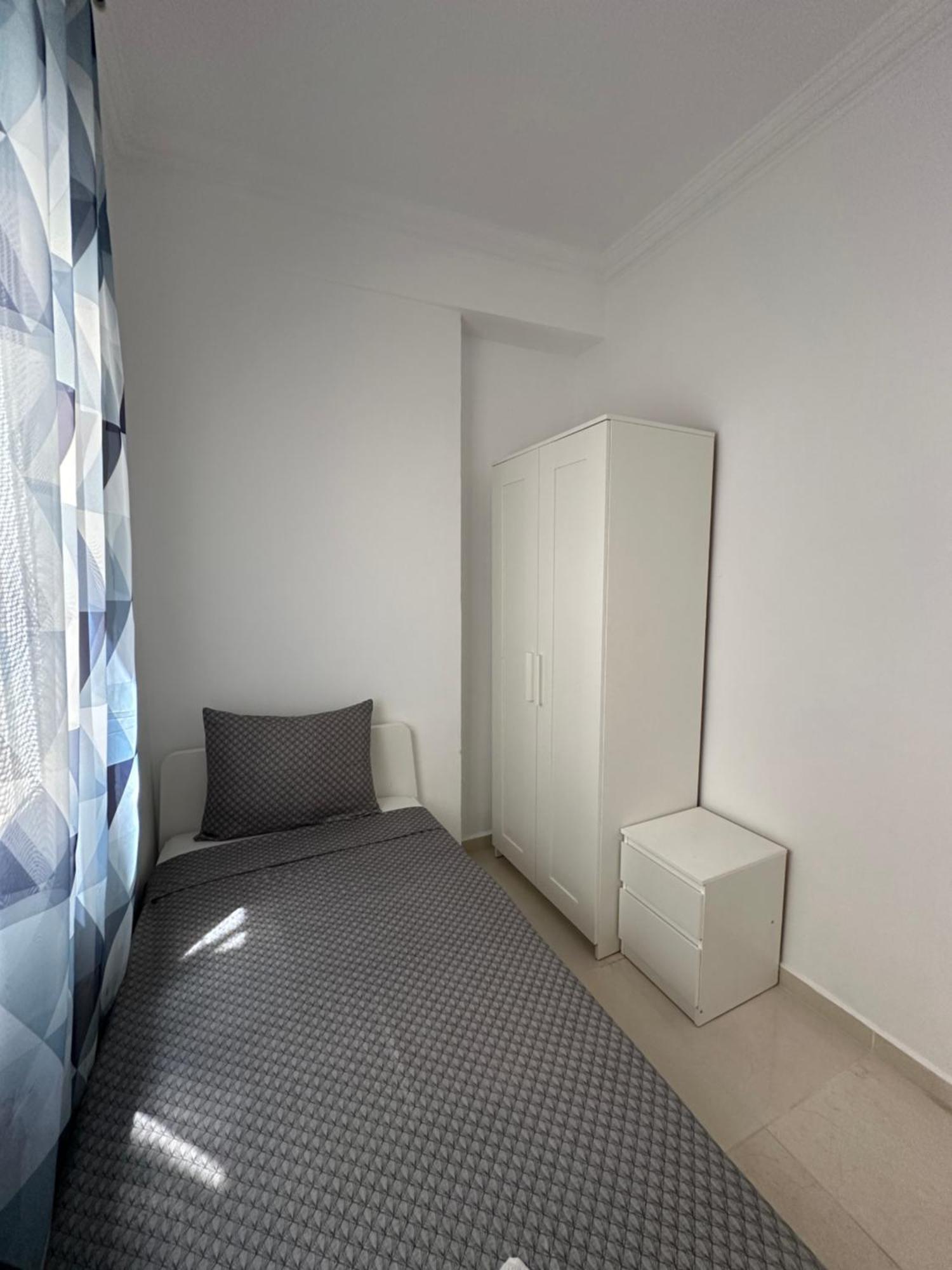 Modern And Bright 5 Bedroom Apartment Del Prado Gandie Extérieur photo