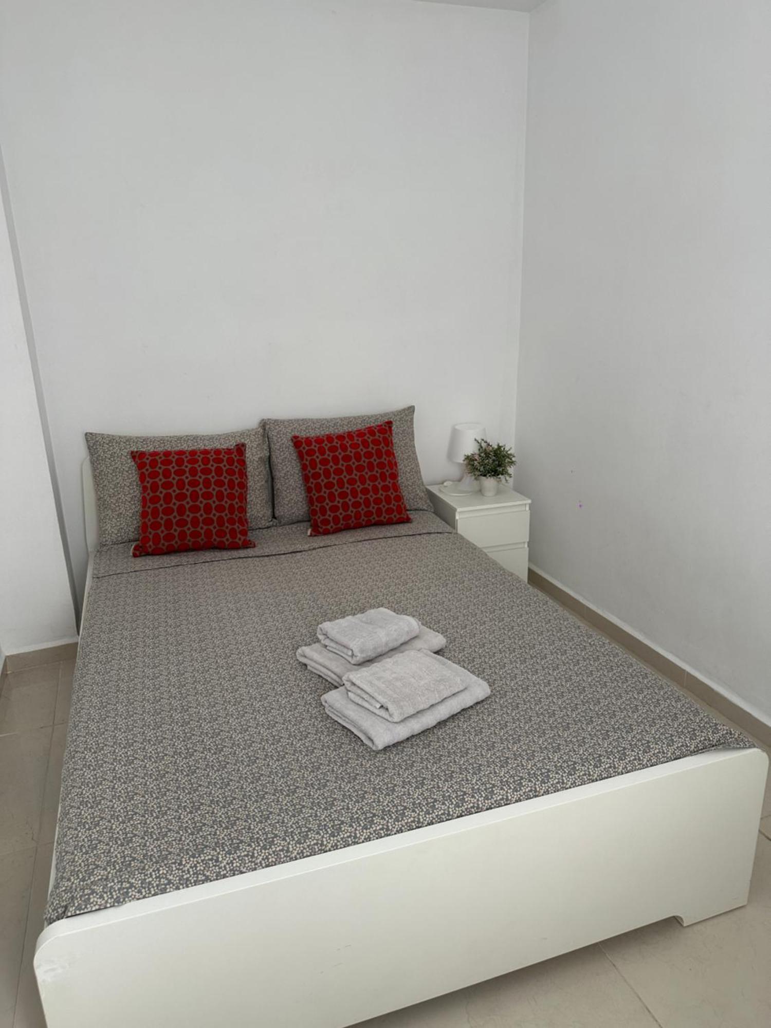Modern And Bright 5 Bedroom Apartment Del Prado Gandie Extérieur photo